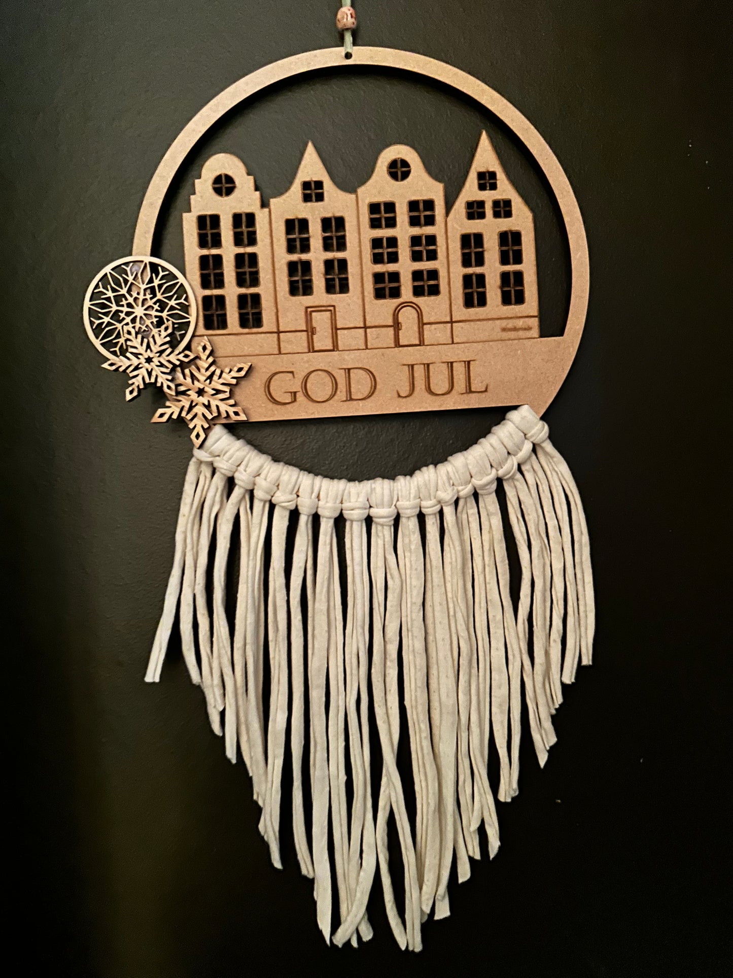 Door/wall ornament